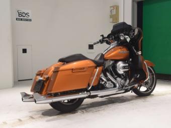 Harley-Davidson STREET GLIDE FLHX1690  2014 года выпуска