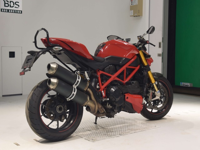Ducati STREETFIGHTER S  2012г. 80,357K