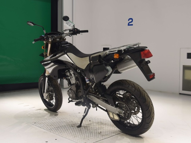 Kawasaki D-TRACKER LX250E - купить недорого