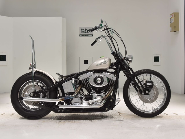 Harley-Davidson SOFTAIL DELUXE FLSTN1450  2005г. * 4,723K