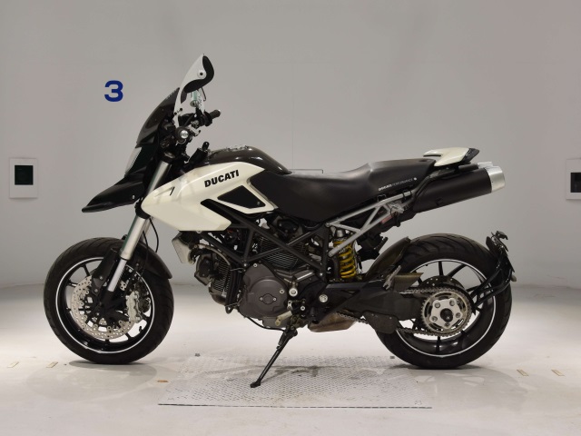 Ducati HYPERMOTARD 796  2010г. 14,979K