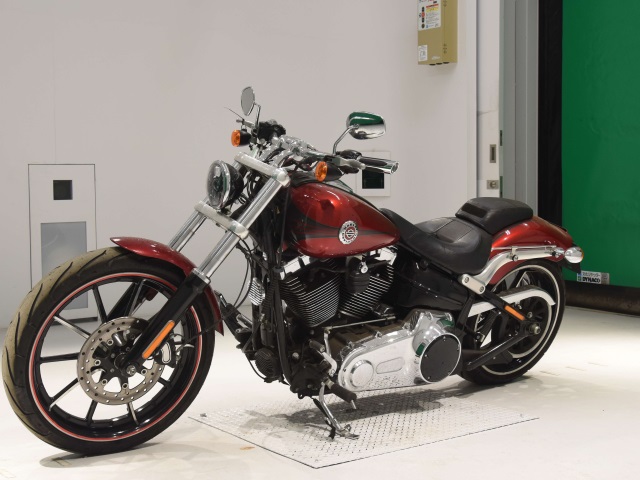 Harley-Davidson SOFTAIL BREAKOUT  2013г. 17,677K