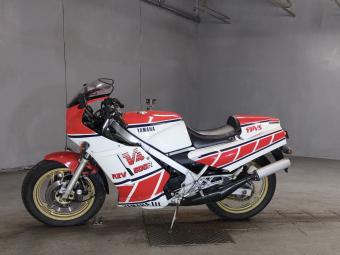 Yamaha RZV 500R 51X 1984 года выпуска