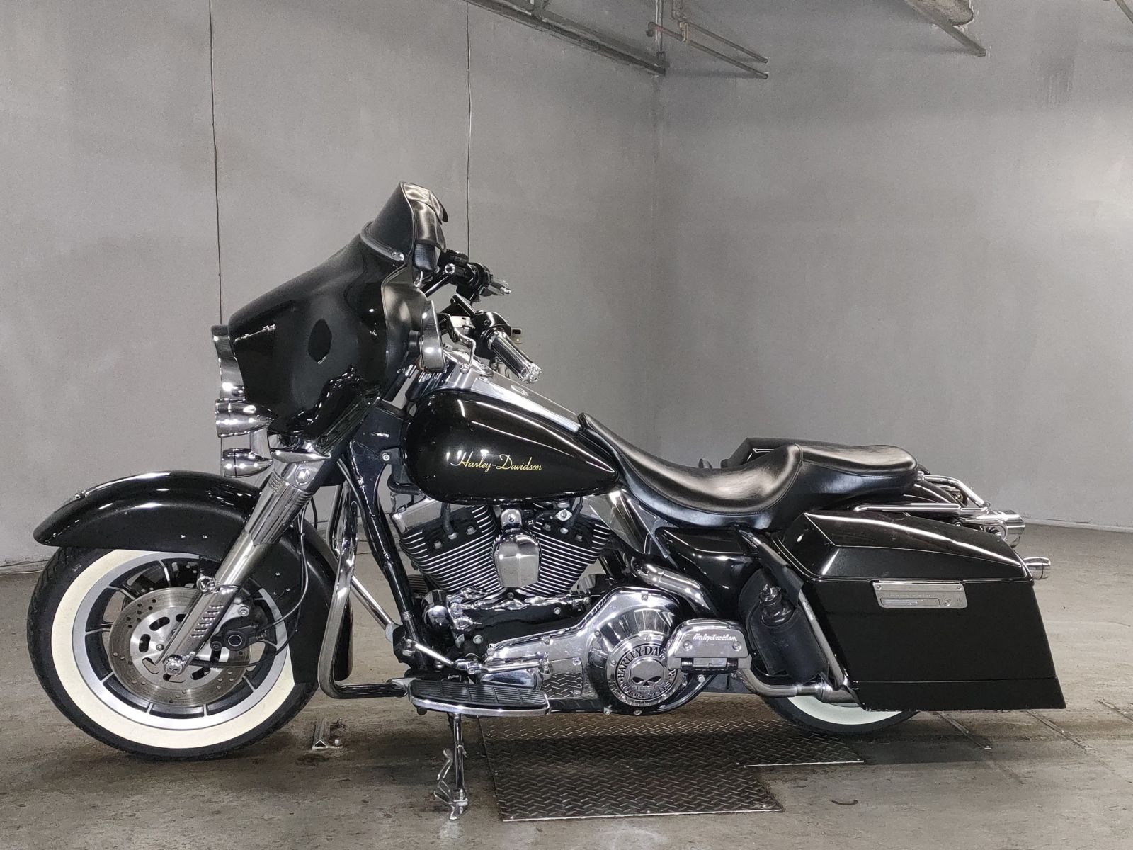 Harley-Davidson ELECTRA GLIDE FLHTC1450 DJV - купить недорого
