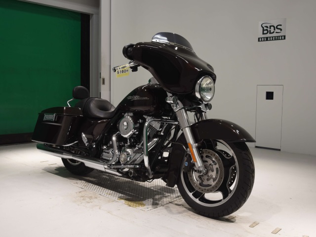 Harley-Davidson STREET GLIDE FLHX1580  2011г. 28,418K