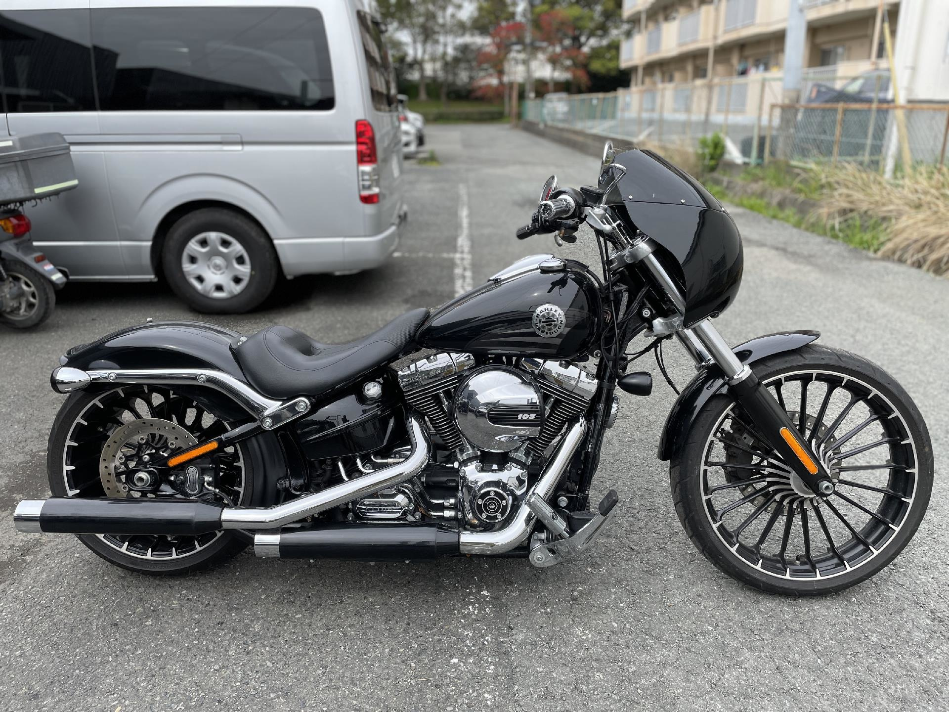 Harley-Davidson SOFTAIL BREAKOUT FSV 2016г. 12192