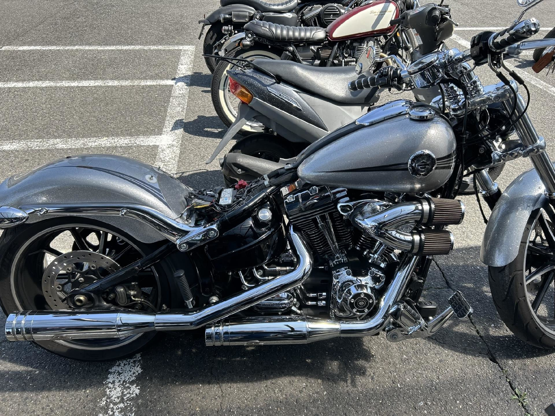 Harley-Davidson SOFTAIL BREAKOUT FS5 2015г. 34249*
