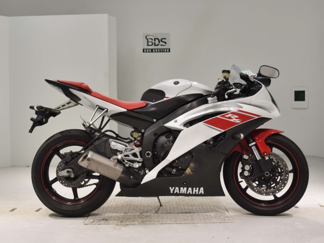 Yamaha YZF R6  2008г. 8,859K