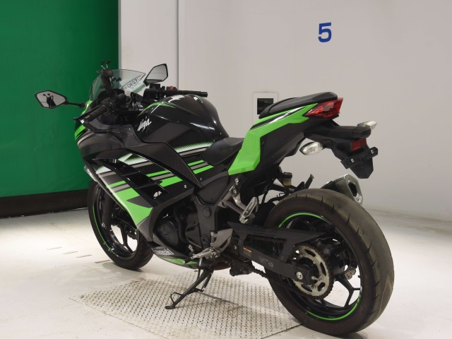 Kawasaki NINJA 250 ABS EX250L 2015г. 25,015K