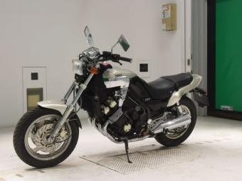 Yamaha FZX 750 3XF 2000 года выпуска