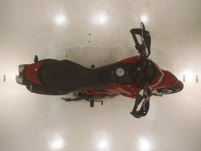 Ducati HYPERMOTARD 796  2011г. 22,056K
