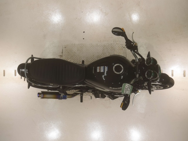 Kawasaki Z900 ZR900C - купить недорого