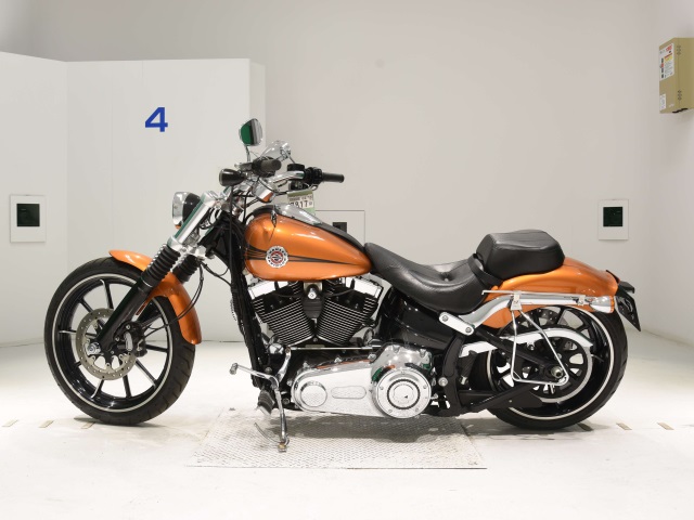 Harley-Davidson SOFTAIL BREAKOUT  2014г. 10,239K