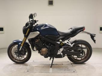 Honda CB 650 R RH03 2022 года выпуска