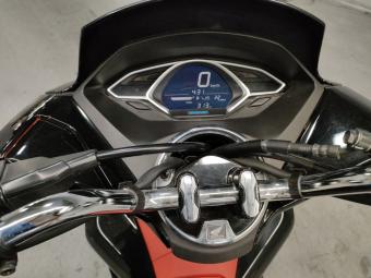 Honda PCX 150 TRIKE KF20 2019 года выпуска