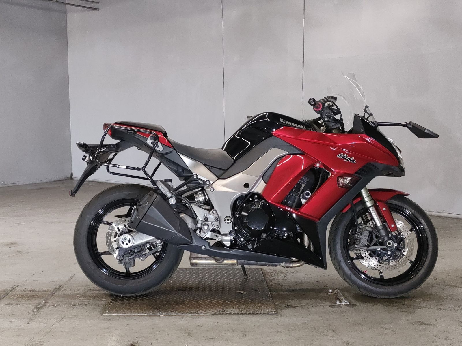 Kawasaki NINJA 1000 ZXT00G - купить недорого