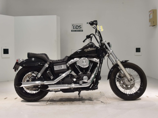 Harley-Davidson DYNA STREET BOB FXDB1580  2011г. 8,214K