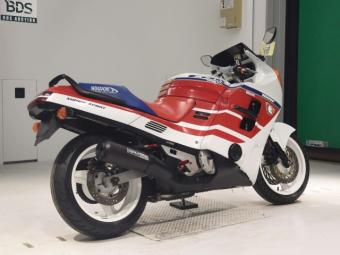 Honda CBR 1000F SC24 1989 года выпуска