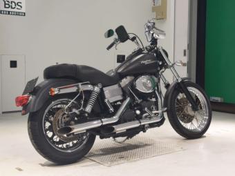 Harley-Davidson DYNA STREET BOB I1450  2006 года выпуска