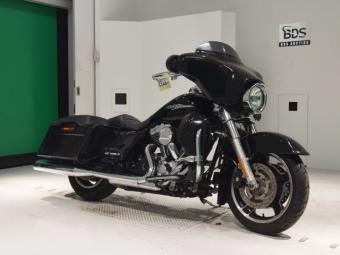 Harley-Davidson STREET GLIDE FLHX1580  2011 года выпуска