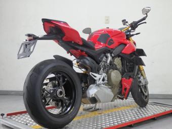 Ducati  DUCATI  STREET  FIGHTER V4S FA00 2020 года выпуска