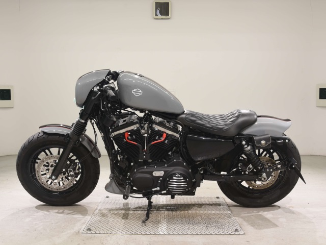 Harley-Davidson SPORTSTER 1200 FORTY-EIGHT   2017г. 2,183K