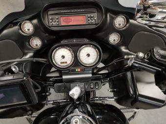 Harley-Davidson ROAD GLIDE CUSTOM 1690 KHM 2013 года выпуска