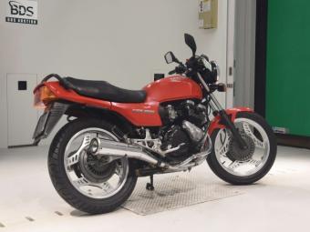 Honda CBX 400 NC07 2024 года выпуска