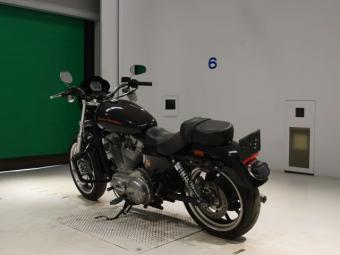 Harley-Davidson SPORTSTER XL883L  2014 года выпуска