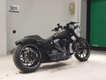 Harley-Davidson SOFTAIL BREAKOUT  2013 года выпуска