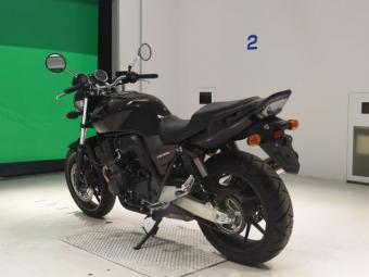 Honda CB 400 SF VTEC ABS NC42 2023 года выпуска