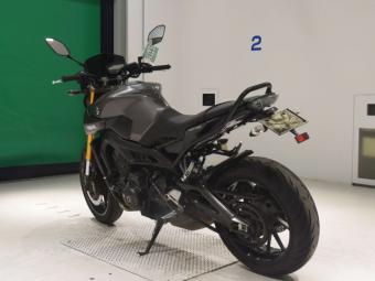 Yamaha MT-09 RN34J 2015 года выпуска