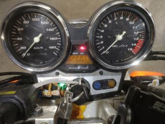 Honda CB 400 SF VTEC NC39 2000 года выпуска