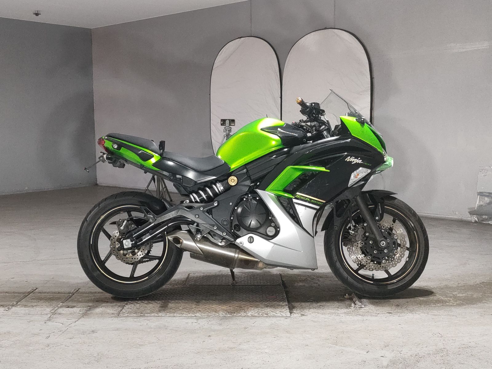 Kawasaki NINJA400
