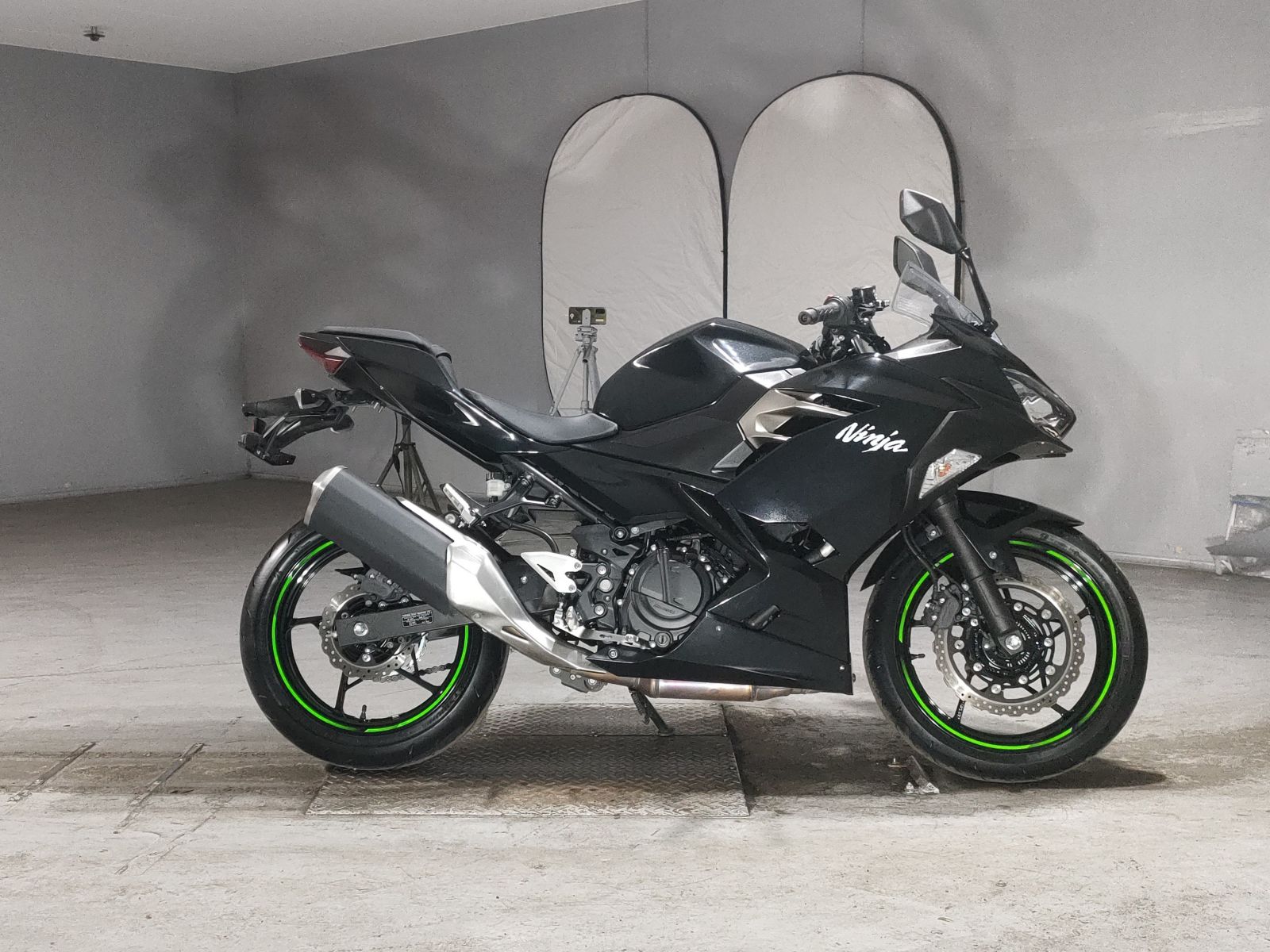 Kawasaki NINJA400