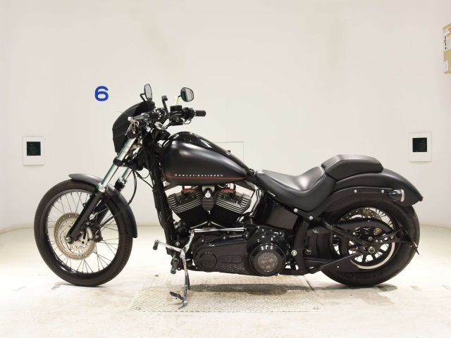 Harley-Davidson HARLEY FXS1580