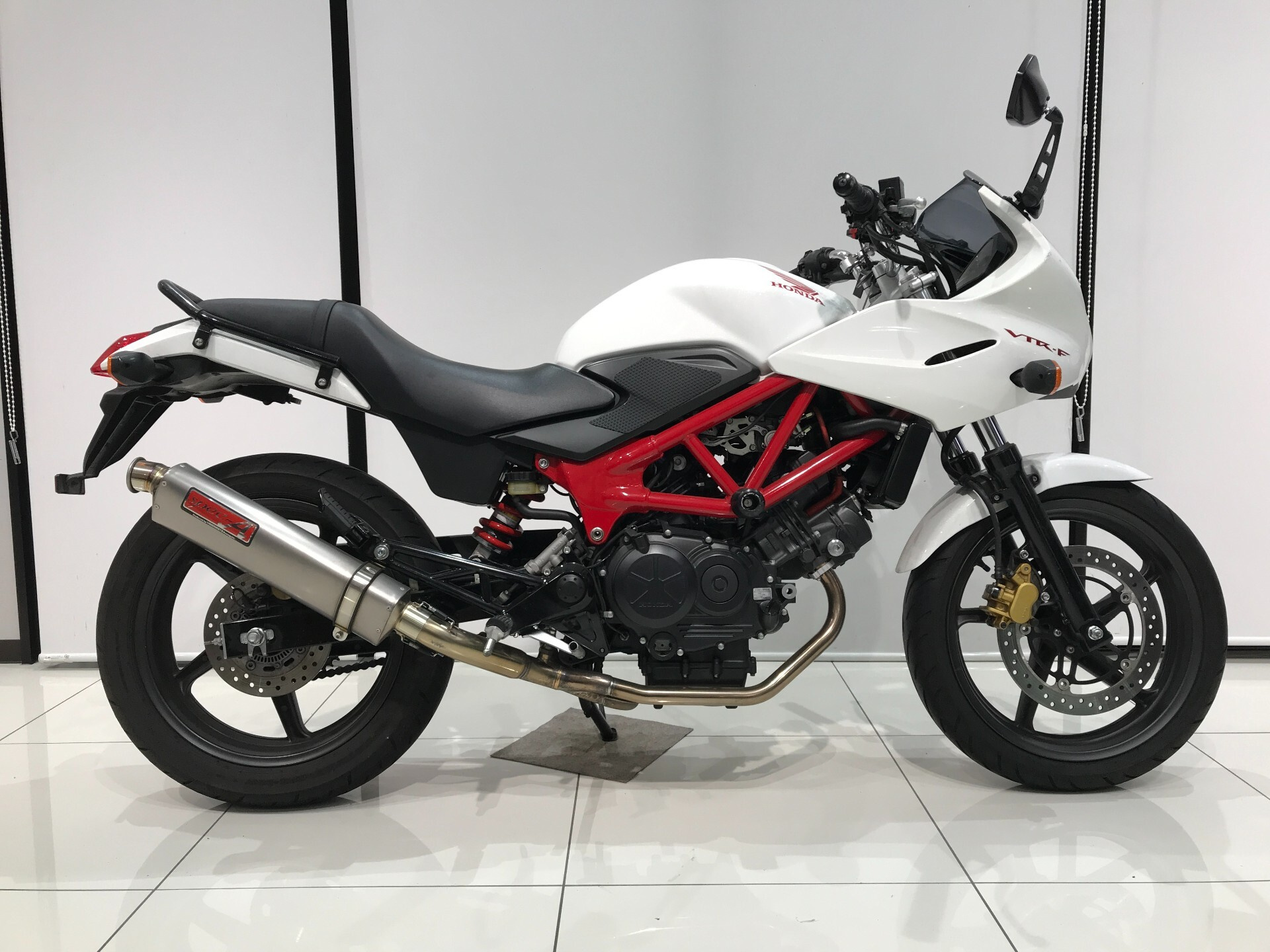 Honda VTR250F