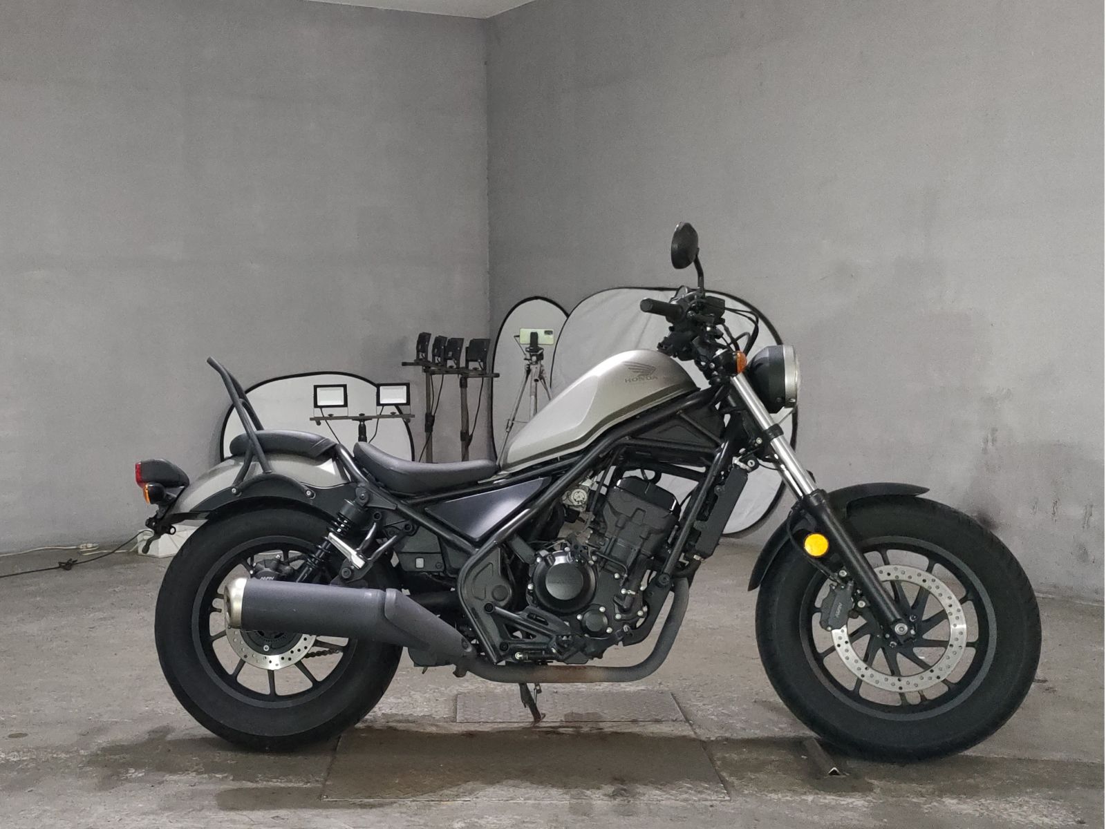 Honda REBEL
