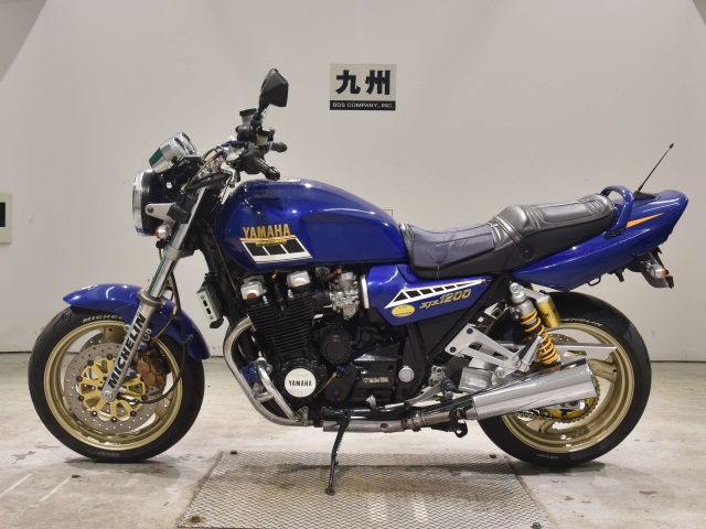 Yamaha XJR1200