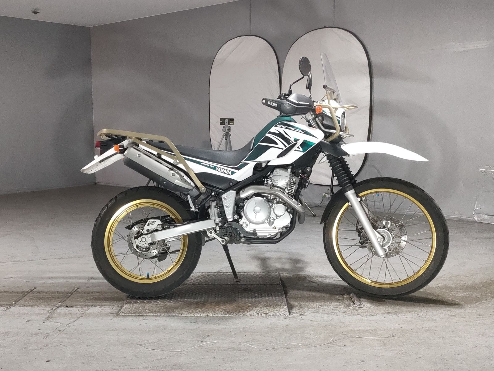 Yamaha SEROW 250