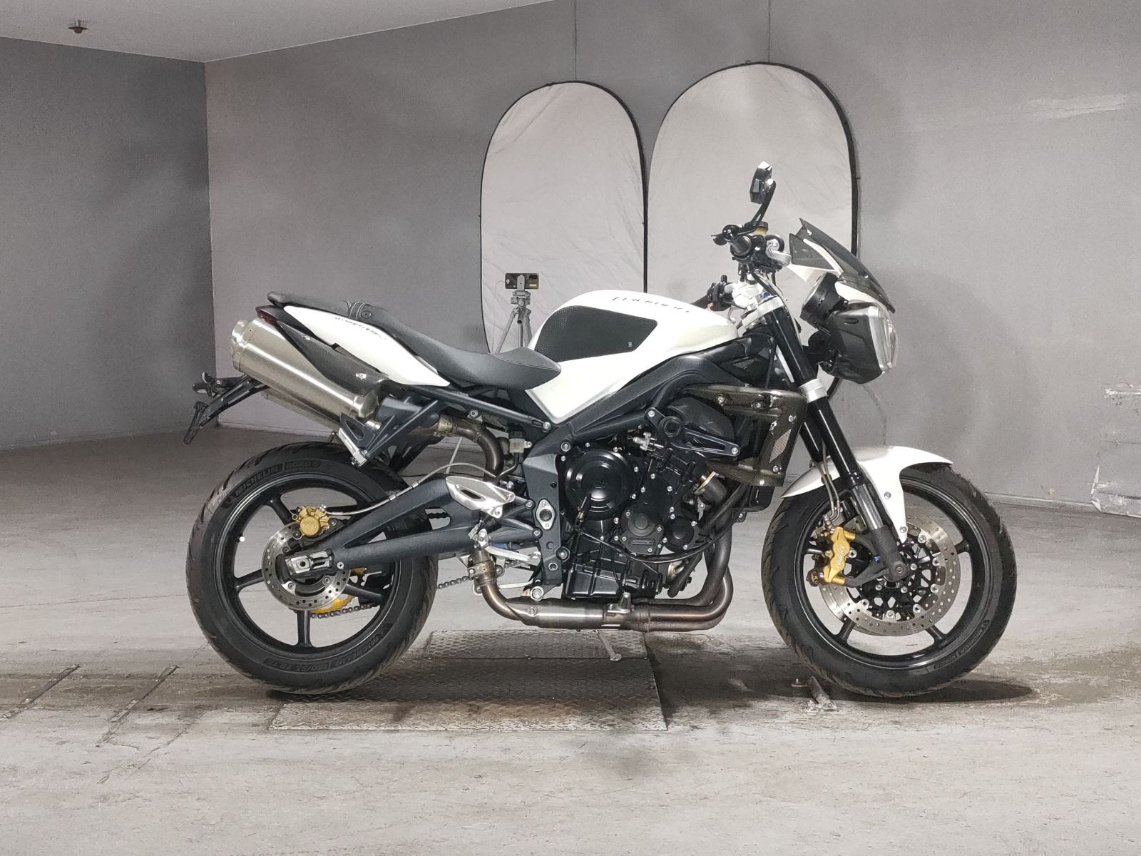 Triumph TRIUMPH STREET TRIPLE R