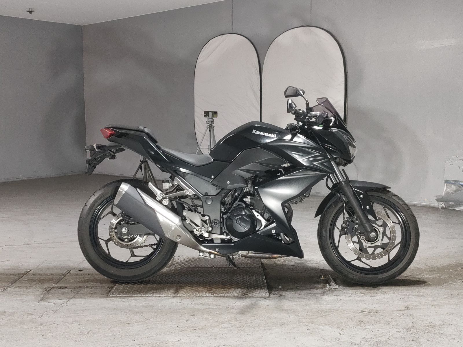 Kawasaki Z250