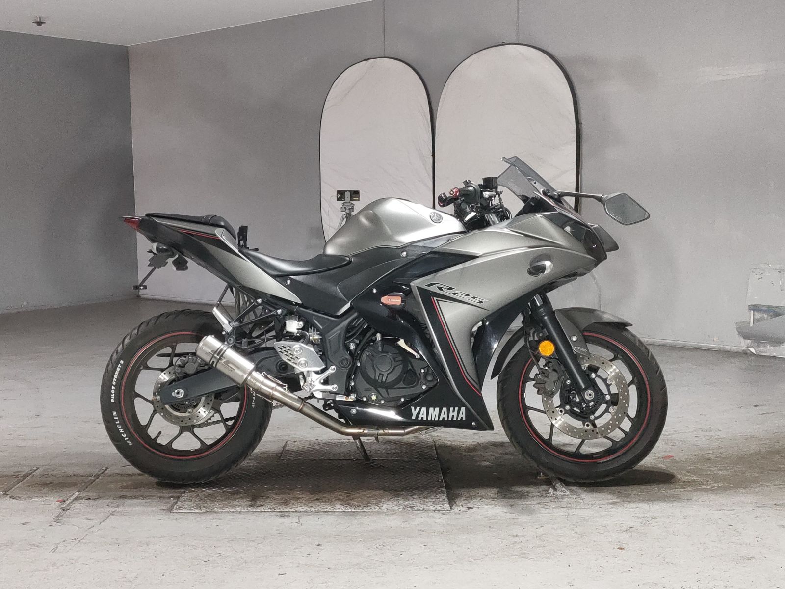 Yamaha YZF-R25