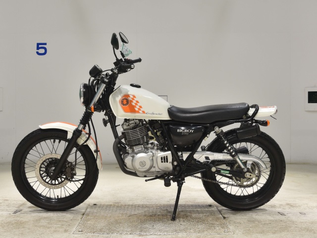 Suzuki GLASS TRACKER BIG BOY