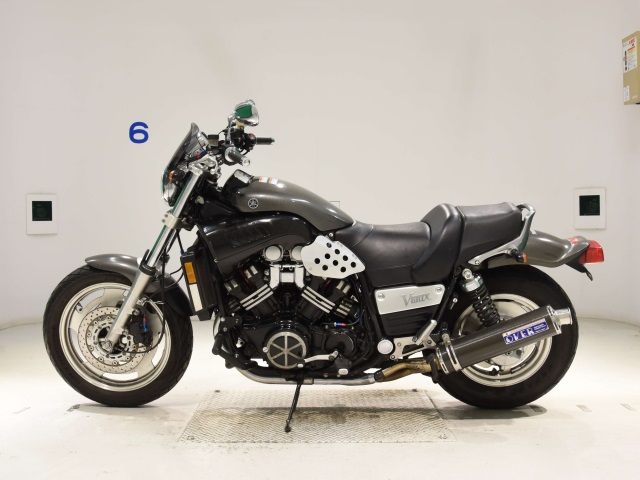 Yamaha V-MAX