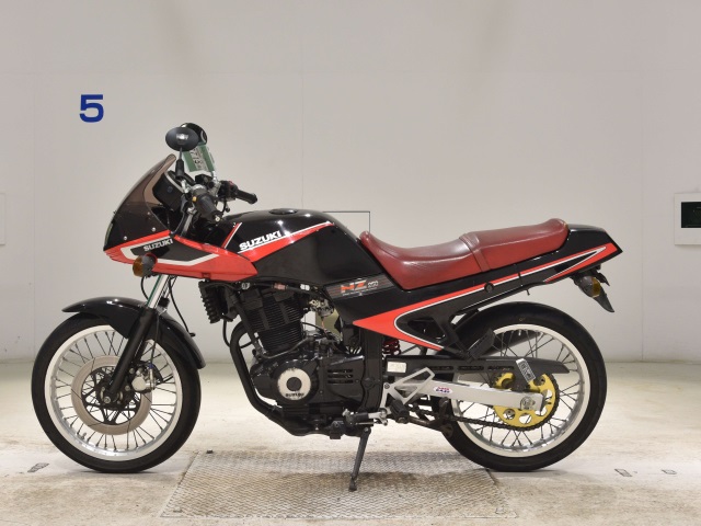 Suzuki NZ250