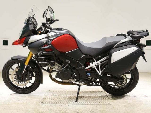 Suzuki V STROM1000A