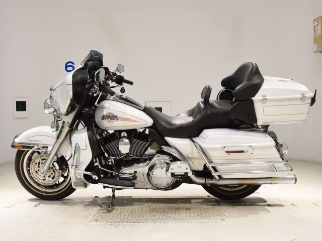 Harley-Davidson HARLEY FLHTCU1580