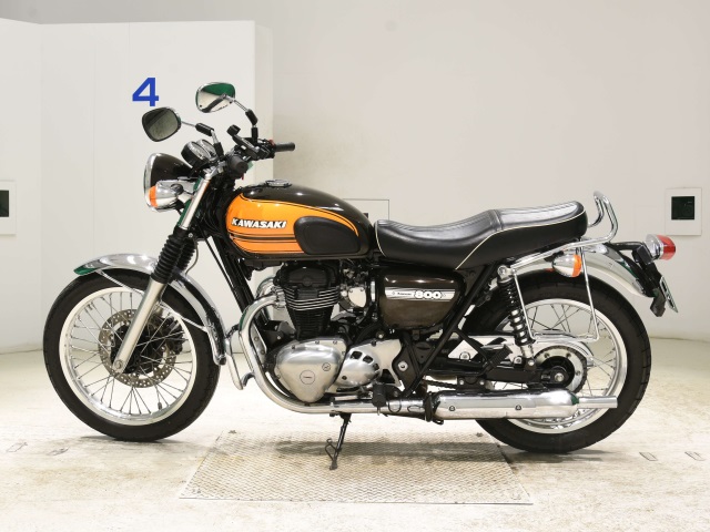 Kawasaki W800