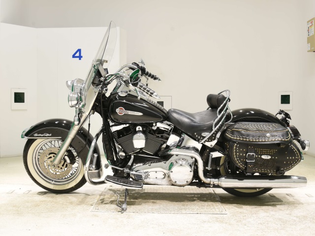 Harley-Davidson HARLEY FLSTC1450